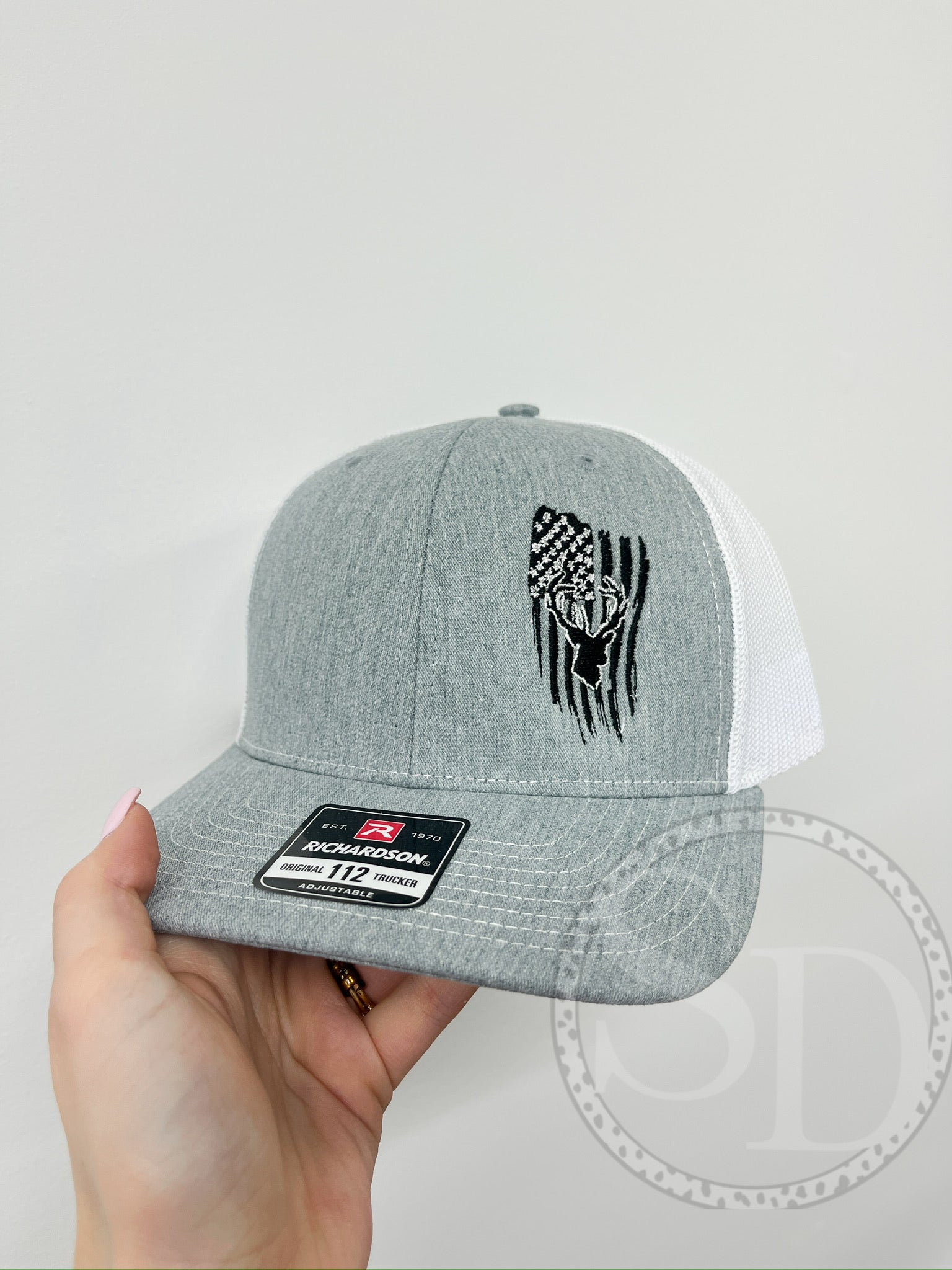 Flag /Deer Richardson embroidered hat